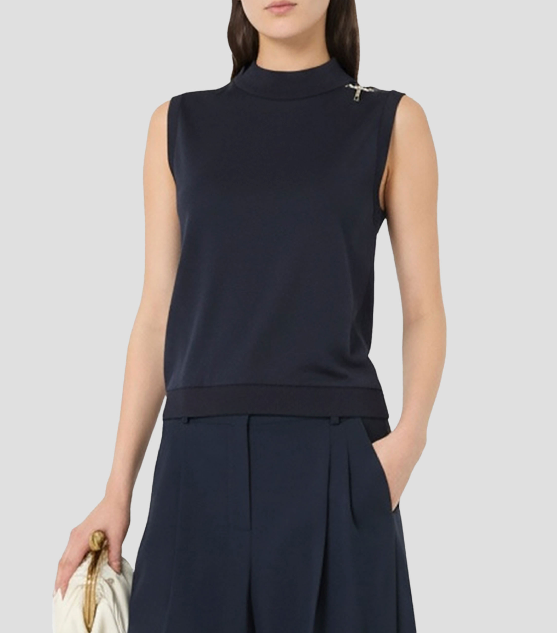 Blusa lisa sin mangas Mujer